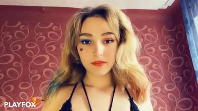 मॅजिक व्हर्च्युअल रिअॅलिटी चष्म्याने मला हार्ले क्विनसोबत सेक्स दिला