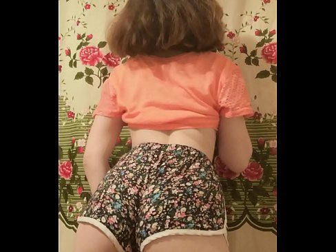 ❤️ सेक्सी तरुण बेब कॅमेऱ्यात तिची चड्डी काढत आहे लिंग  ❌️